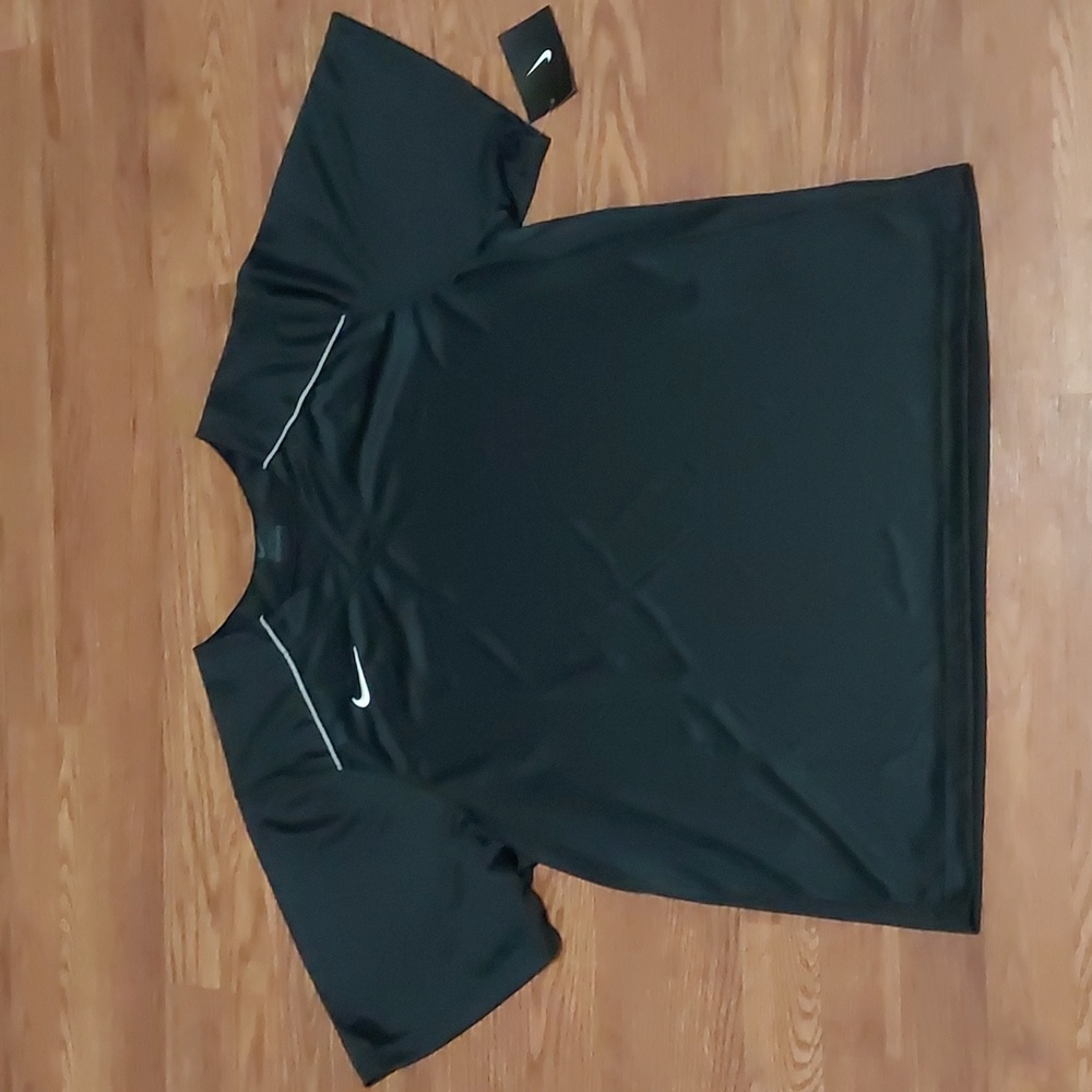 Nike v-neck lacrosse shirt